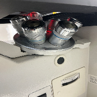 Leica DMIRE2 Microscope image 2
